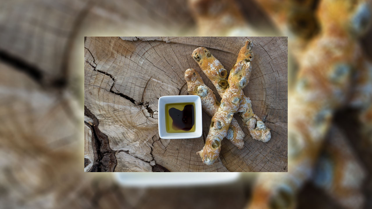 VALENTINE’S DAY OLIVE BREADSTICKS